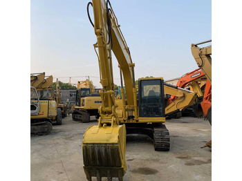 Верижен багер KOMATSU PC220-8