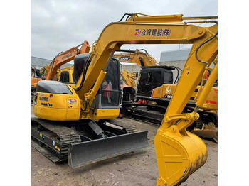 Верижен багер KOMATSU PC220-8