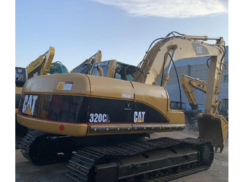 Верижен багер CATERPILLAR 320CL