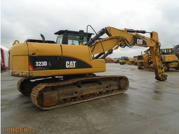 Верижен багер CAT 323 D: снимка 3