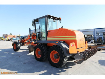 Грейдер New Holland F 156.6 A with 3D GPS System: снимка 3