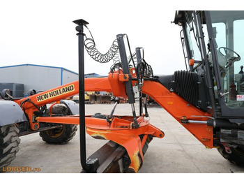 Грейдер New Holland F 156.6 A with 3D GPS System: снимка 5