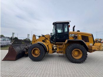 Колесен товарач CATERPILLAR 938M