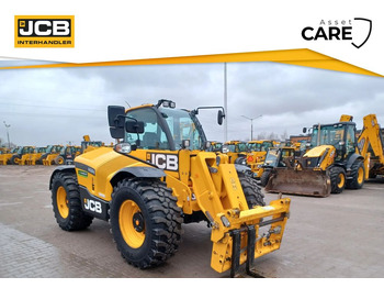 Телескопичен товарач JCB