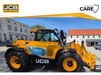 Телескопичен товарач JCB