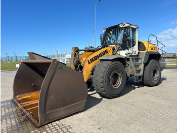 Колесен товарач LIEBHERR L 576