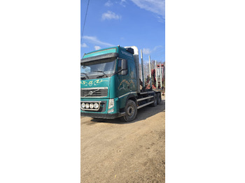 Камион за дърва VOLVO FH 460