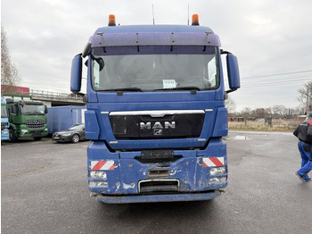 Влекач MAN TGX 26.480