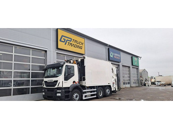 Боклукчийска кола IVECO Stralis