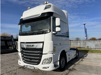 Влекач DAF XF 530