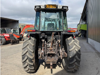 Трактор Massey Ferguson 3075 Dynashift: снимка 3