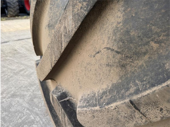 Селскостопанска техника JCB Fastrac VF 900/50R42 To Fit JCB Fastrac 8330: снимка 4 Селскостопанска техника JCB Fastrac VF 900/50R42 To Fit JCB Fastrac 8330: снимка 4