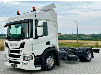 Лизинг на SCANIA P220 / RAMA DO ZABUDOWY / ROZSTAW OSI 3.90 M / SILNIK 6 / WYWROTKA / BECZKA / HAKOWIEC / UTRZYMANIE DRÓG / AUTOMAT / 2019 ROK / NISKI PRZEBIEG SCANIA P220 / RAMA DO ZABUDOWY / ROZSTAW OSI 3.90 M / SILNIK 6 / WYWROTKA / BECZKA / HAKOWIEC / UTRZYMANIE DRÓG / AUTOMAT / 2019 ROK / NISKI PRZEBIEG: снимка 2