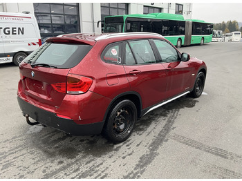 Джип BMW X1: снимка 4
