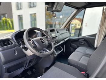 Брезентов бус Renault Master: снимка 2