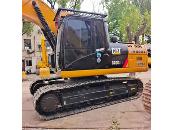 Верижен багер CATERPILLAR 320D2