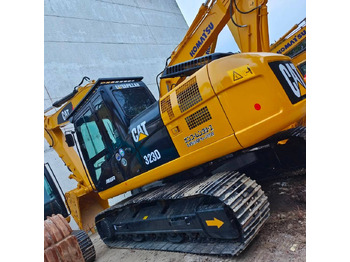 Верижен багер CATERPILLAR 323D