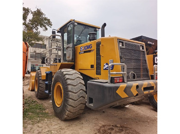 Колесен товарач XCMG ZL50GN