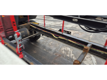 Контейнеровоз/ Сменна каросерия ремарке Krone AZ 3x vorhanden SAF Achsen, fertig gestapelt: снимка 2 Контейнеровоз/ Сменна каросерия ремарке Krone AZ 3x vorhanden SAF Achsen, fertig gestapelt: снимка 2