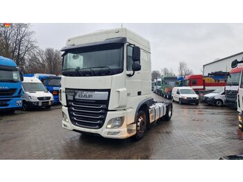 Влекач DAF XF 440