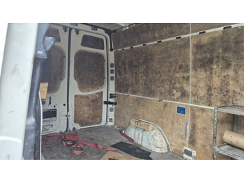 Товарен бус VW Crafter 2.5 Diesel Rost ja, technisch super, HU neu 01 2025: снимка 5