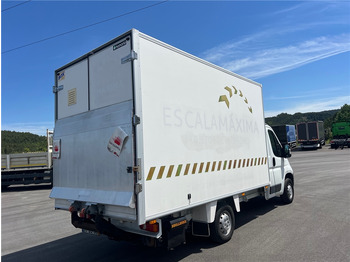 Лекотоварен автомобил фургон PEUGEOT BOXER: снимка 4