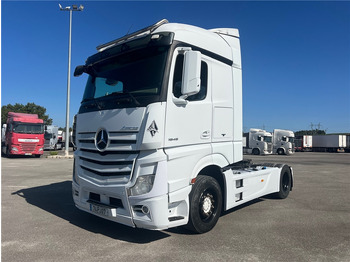Влекач MERCEDES-BENZ Actros 1845
