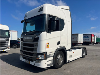Влекач SCANIA R 450