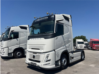 Влекач VOLVO