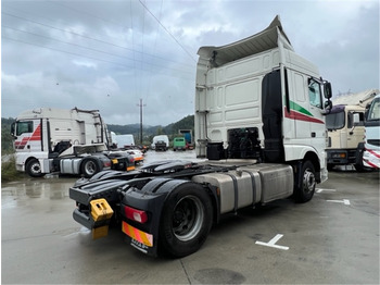 Влекач DAF XF 460: снимка 4