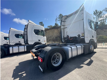 Влекач Scania R450: снимка 3