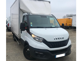 Лекотоварен автомобил фургон IVECO Daily 35c16