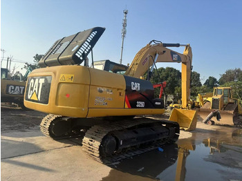 Верижен багер CATERPILLAR 325D