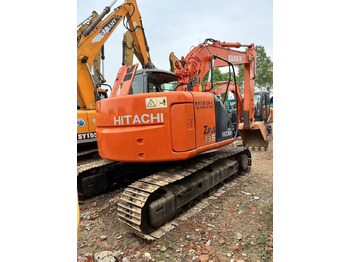 Верижен багер HITACHI ZX135