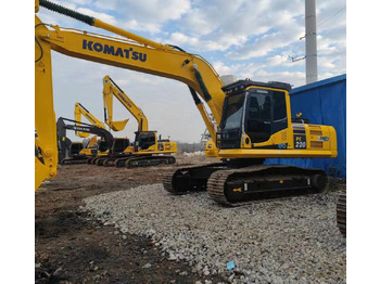 Верижен багер Komatsu PC220-8: снимка 2