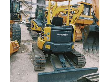 Мини багер KOMATSU PC30