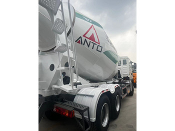 Бетоновоз SINOTRUK HOWO