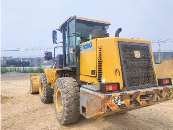 Колесен товарач XCMG LW300FV