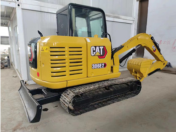 Мини багер CATERPILLAR 306E2