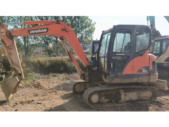 Мини багер DOOSAN DX60