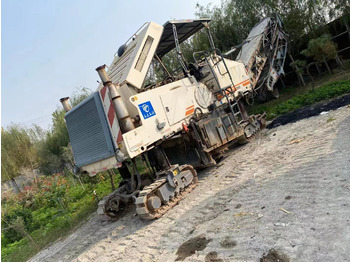 Пътна фреза WIRTGEN 1900: снимка 3