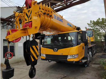 Автокран XCMG QY70K