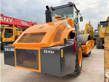 Пътен валяк XCMG XS143J: снимка 5 Пътен валяк XCMG XS143J: снимка 5