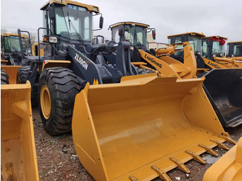 Колесен товарач XCMG ZL50GN
