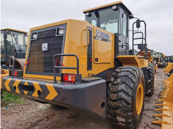 Колесен товарач XCMG ZL50GN
