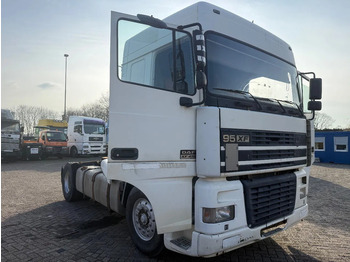 Влекач DAF XF 95 430