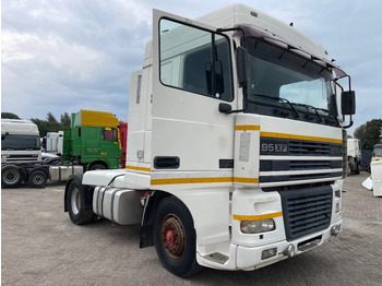 Влекач DAF XF 95 430