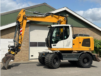 Колесен багер LIEBHERR A 914