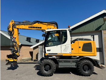 Колесен багер LIEBHERR A 916