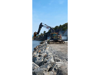 Верижен багер VOLVO ECR235EL